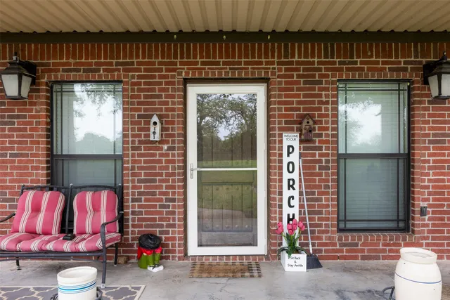 $430,000 | 1176 Private Road 5011, Ledbetter, TX 78946