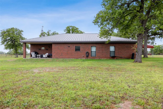 $430,000 | 1176 Private Road 5011, Ledbetter, TX 78946