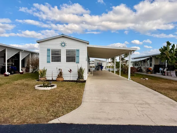 $115,000 | 1601 Highway 441, Unit 108, Okeechobee, FL 34974