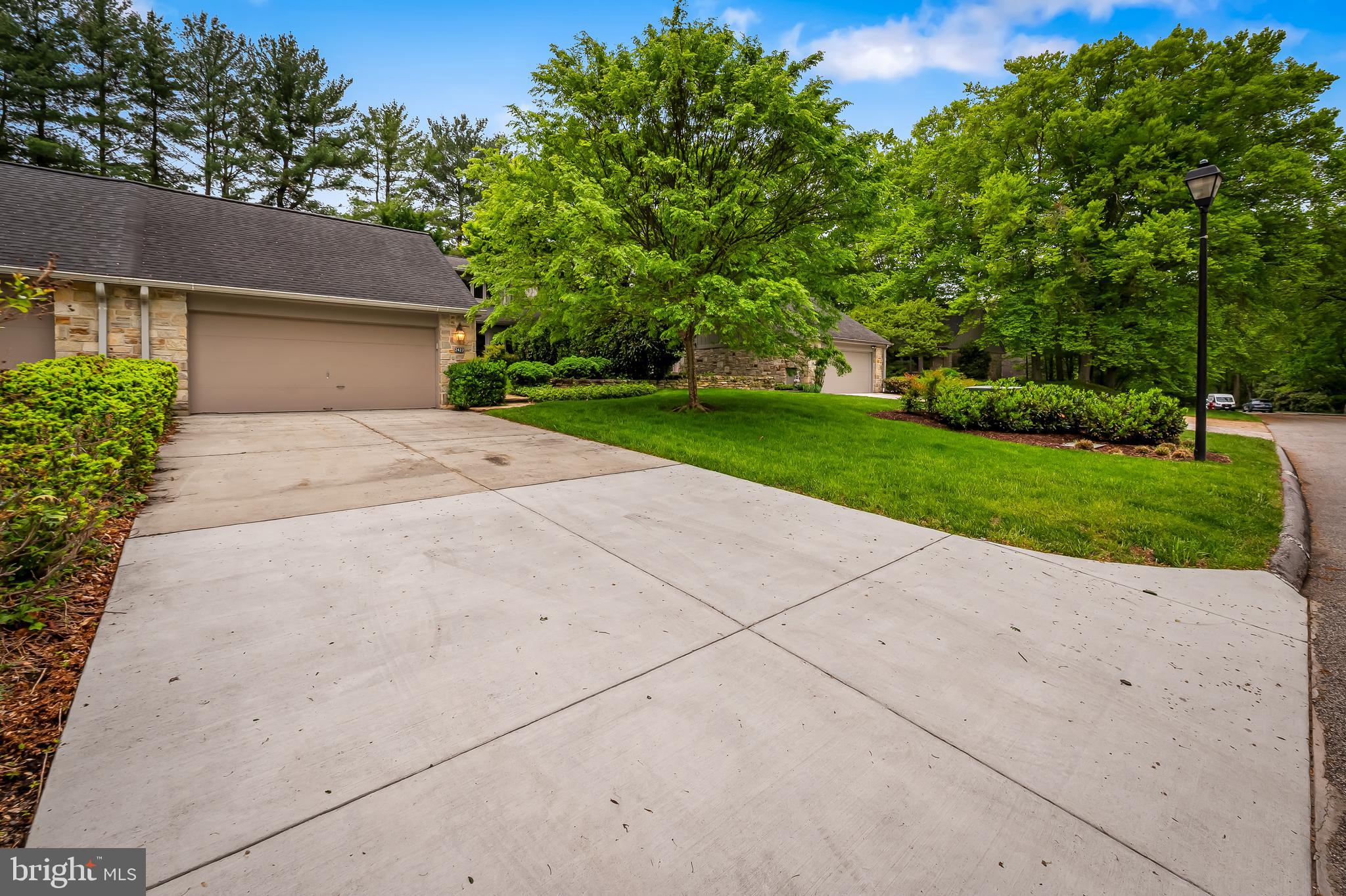 2423 Still Forest Road Pikesville, MD 21208 - Photo 5 of 62 Space for plenty of cars