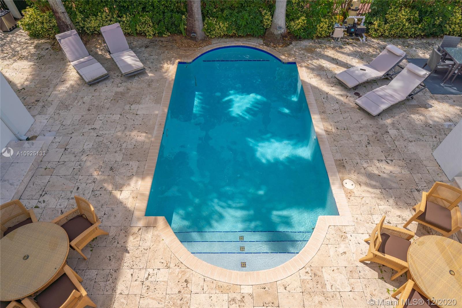 5300 Pine Tree Drive Miami Beach, FL 33140 - Photo 31 of 40