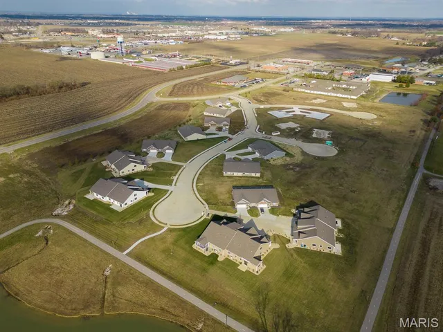 $362,500 | 2024 Serenade Lane, Troy, IL 62294