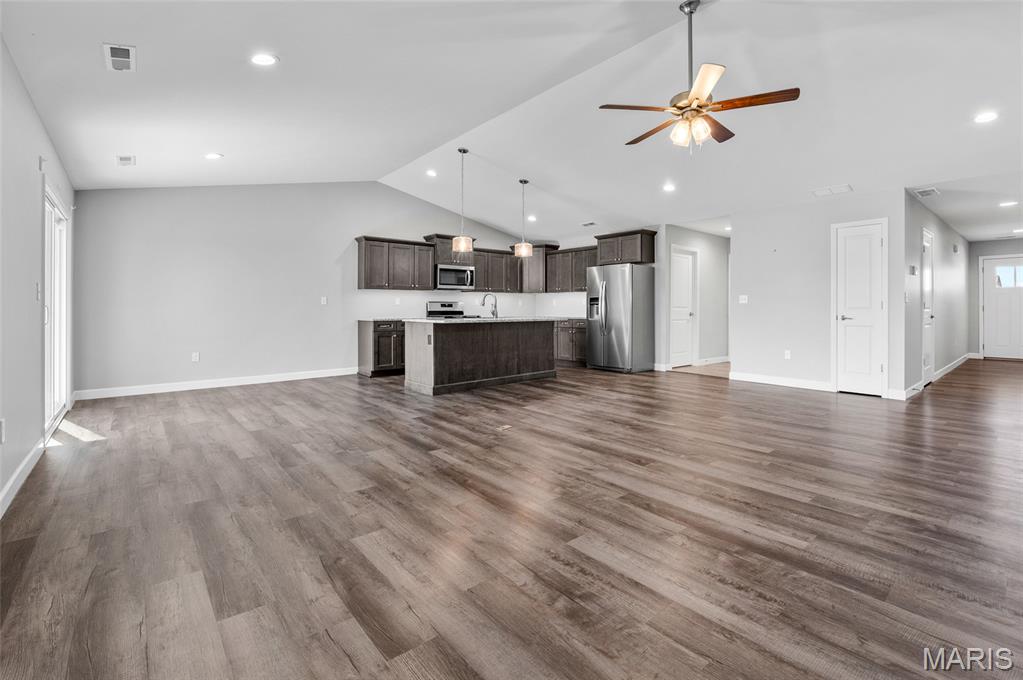 2024 Serenade Lane Troy, IL 62294 - Photo 5 of 35