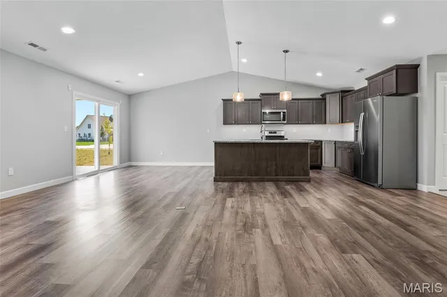 $362,500 | 2024 Serenade Lane, Troy, IL 62294