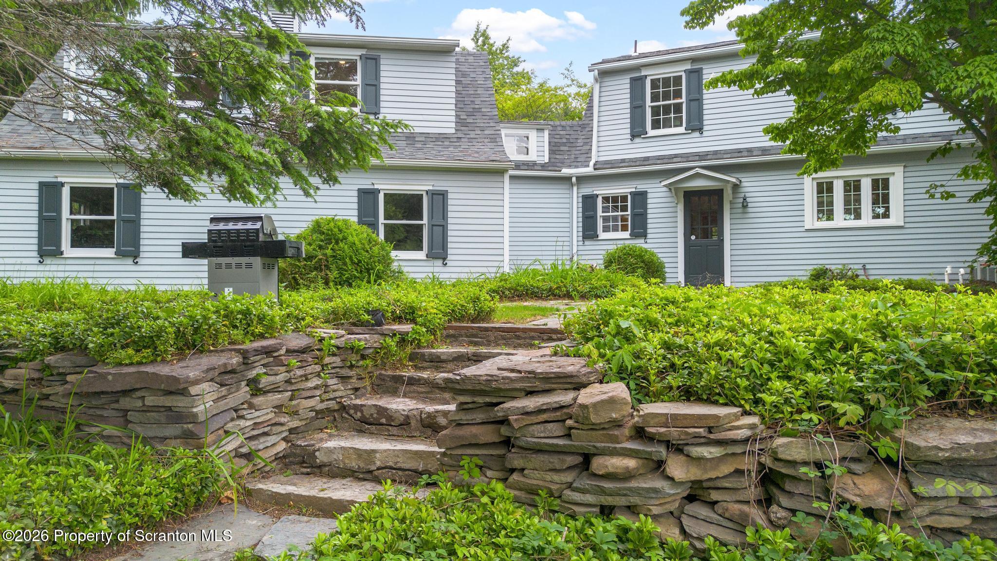 39 Golf Course Road Dallas, PA 18612 - Photo 108 of 111 DJI_0998-2