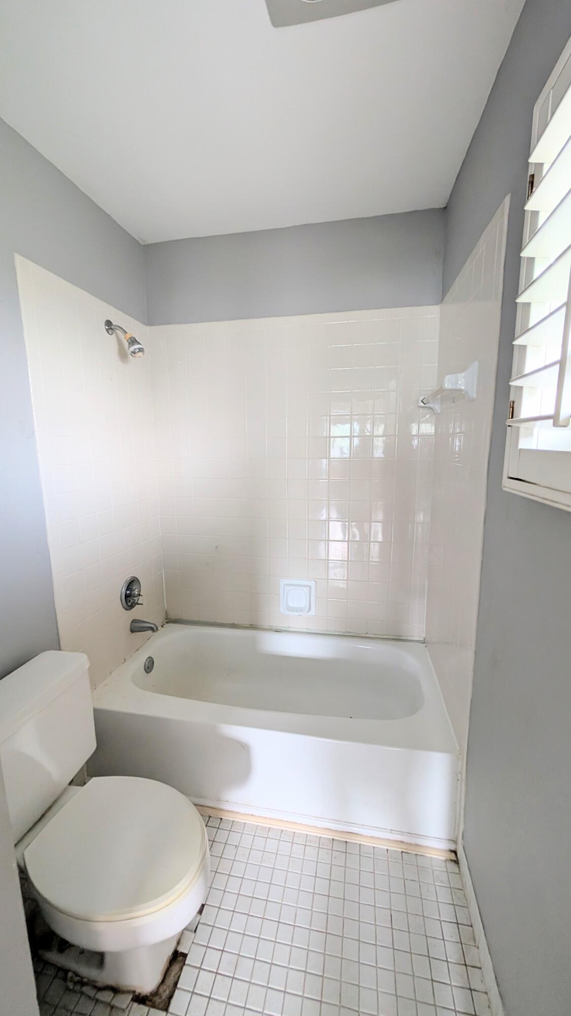 3130 Southwest 20th Terrace, Unit 13A2 Delray Beach, FL 33445 - Photo 13 of 13 PXL_20251029_142939758.MP~2