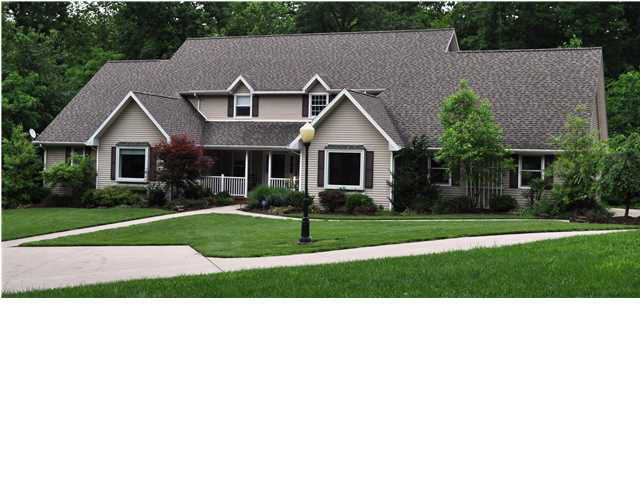 1695 Oak Ridge Lane Washington, IN 47501 - Photo 1 of 23 Gallery Image 1