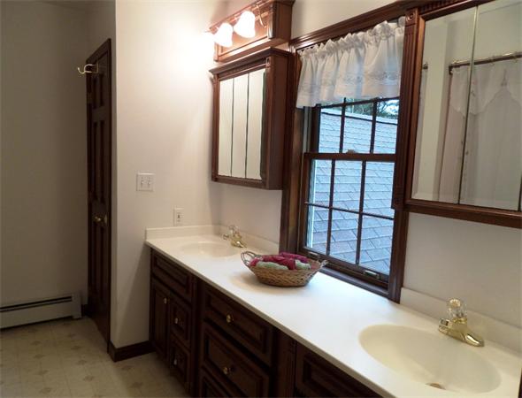 189 South Row Road Townsend, MA 01469 - Photo 17 of 23