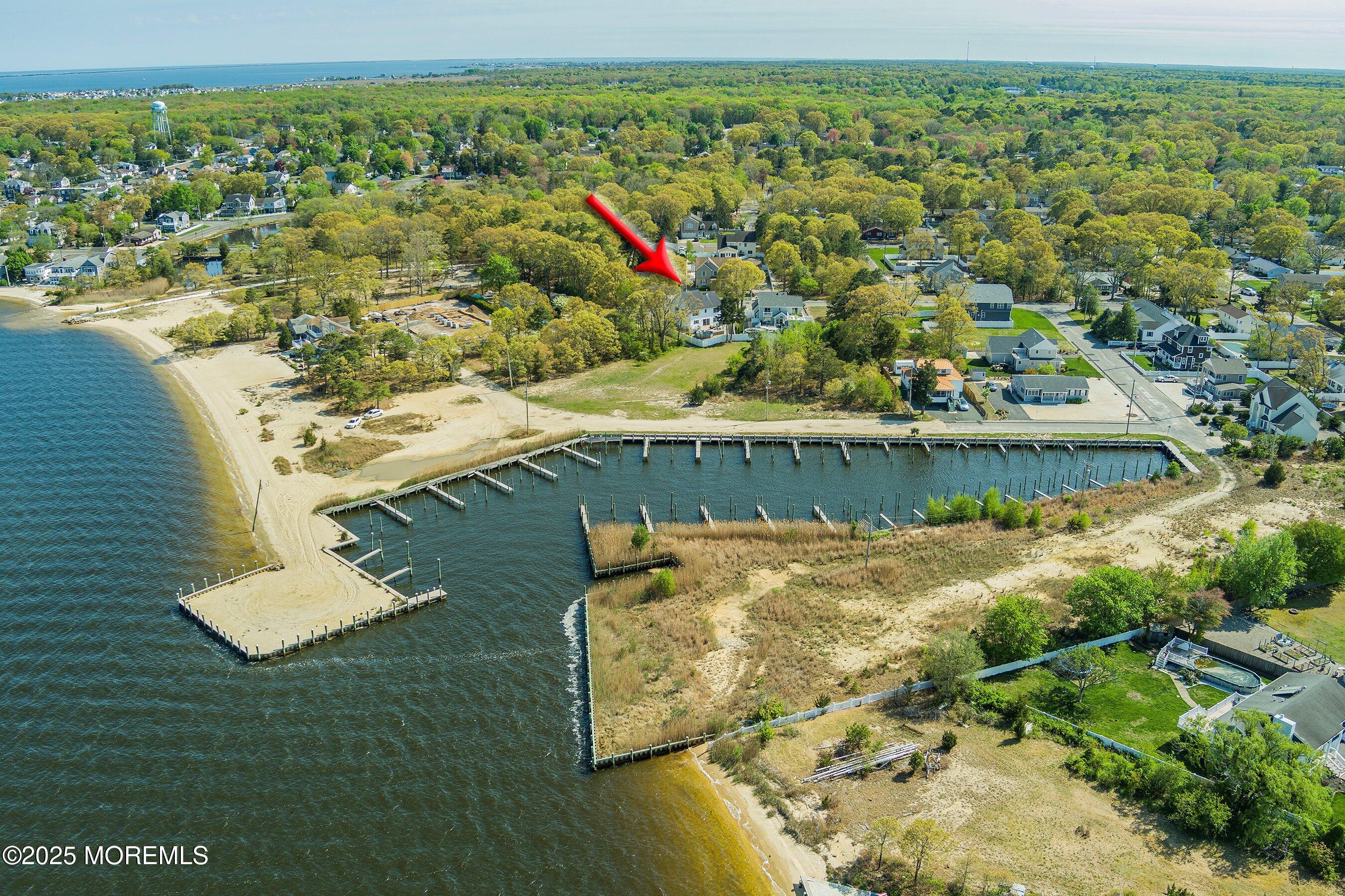 39 Ivy Court Bayville, NJ 08721 - Photo 18 of 33 a view of a ocean from a balcony
