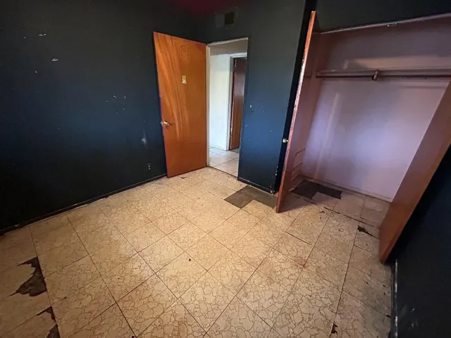 $269,900 | 755 H Street, Parlier, CA 93648