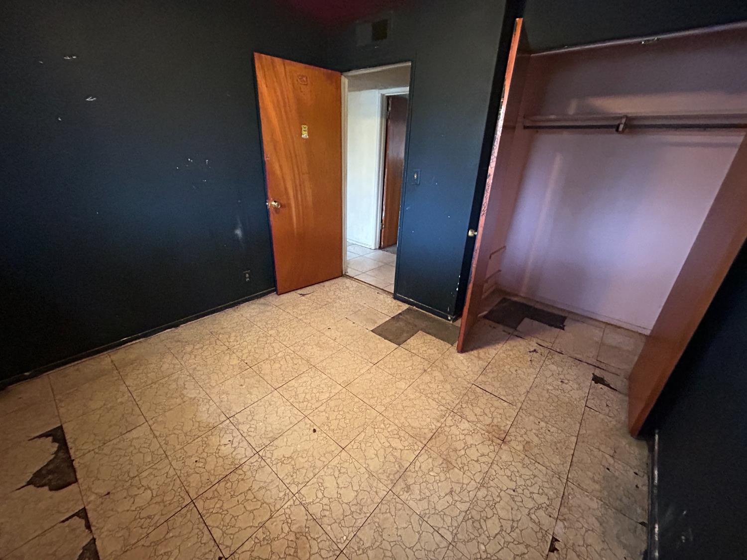 755 H Street Parlier, CA 93648 - Photo 17 of 22 a view of an empty room