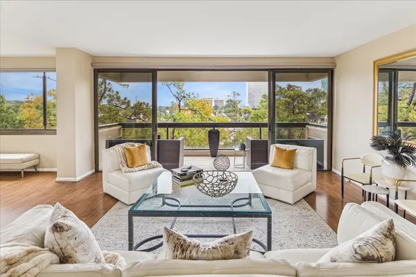 $3,500 | 49 Briar Hollow Lane, Unit 505, Houston, TX 77027