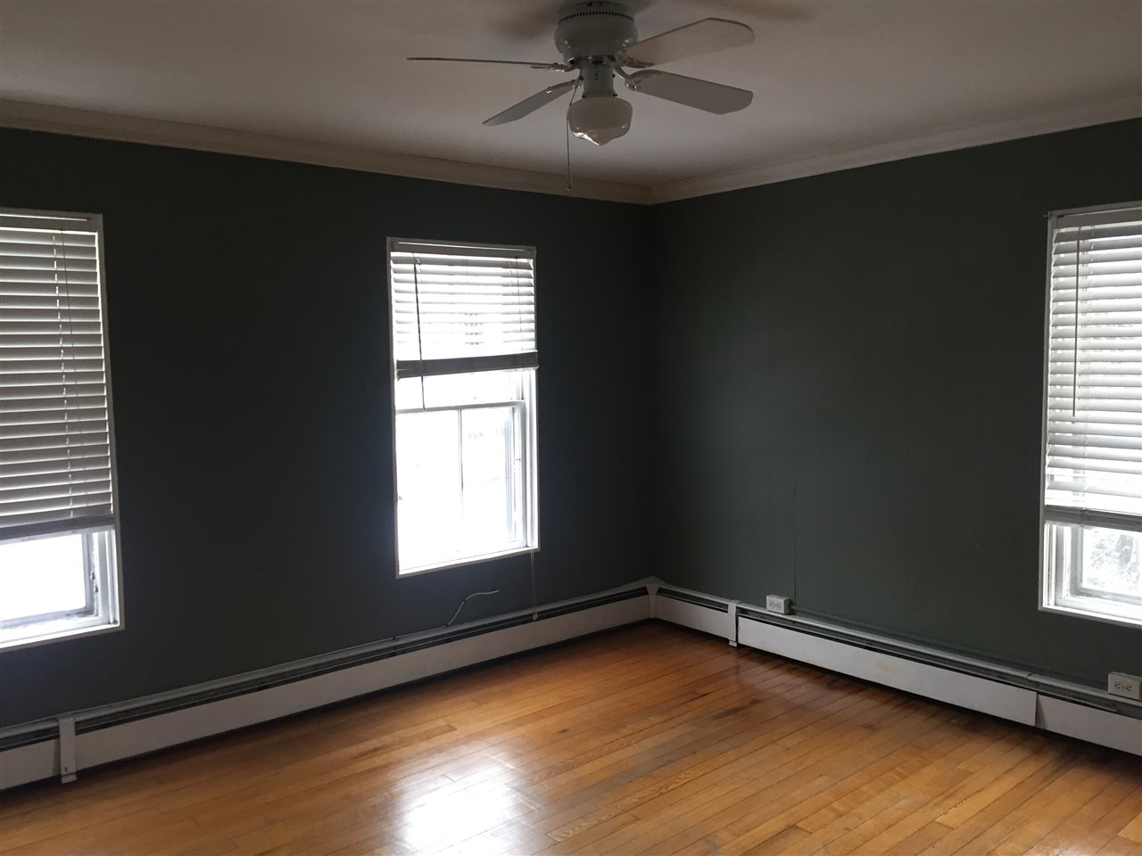 99 Maple Street Rutland, VT 05701 - Photo 3 of 13 Gallery Image 3