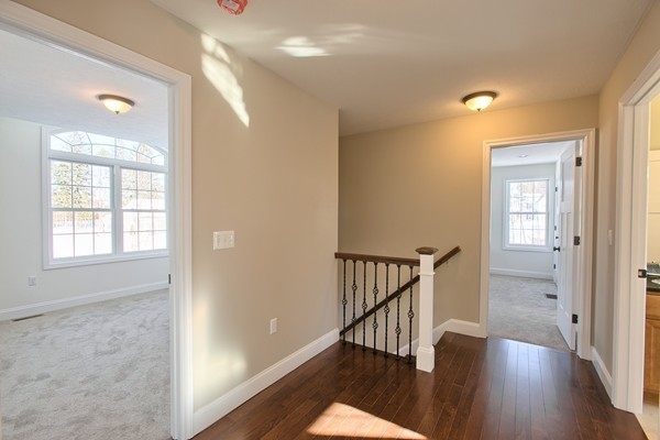 31 Butternut Road Dracut, MA 01826 - Photo 3 of 17 Gallery Image 3