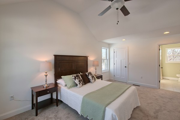 31 Butternut Road Dracut, MA 01826 - Photo 8 of 17 Gallery Image 8