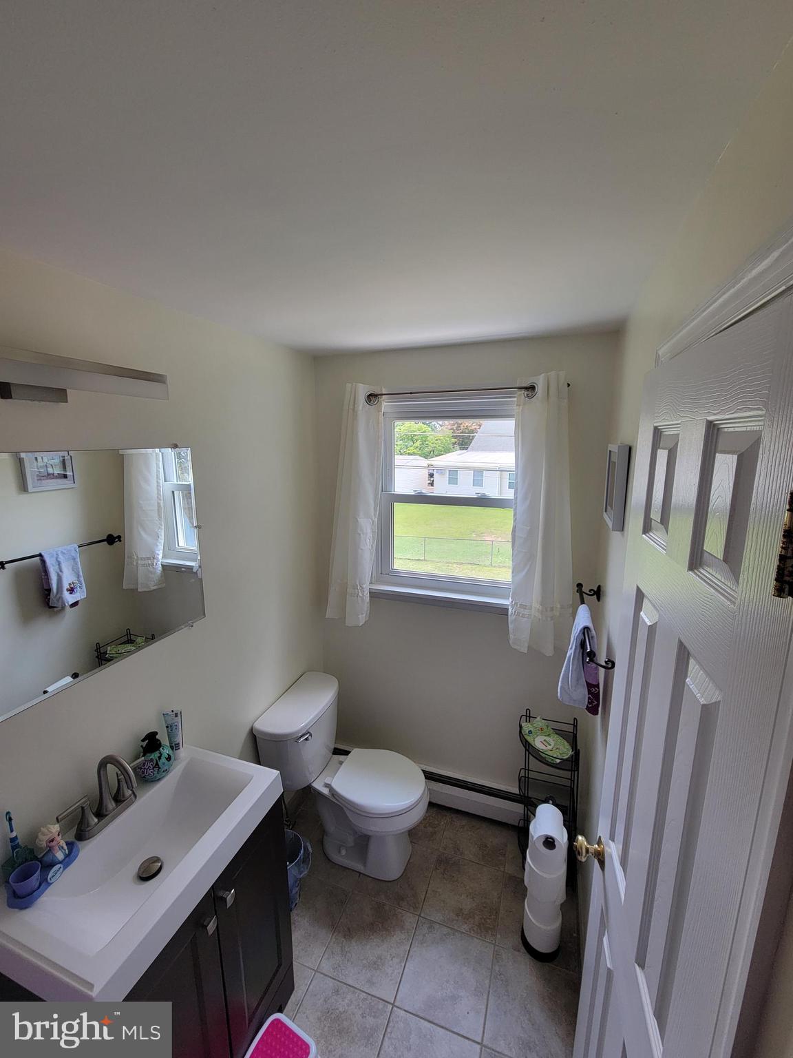 424 Exton Road Hatboro, PA 19040 - Photo 33 of 39 Gallery Image 33