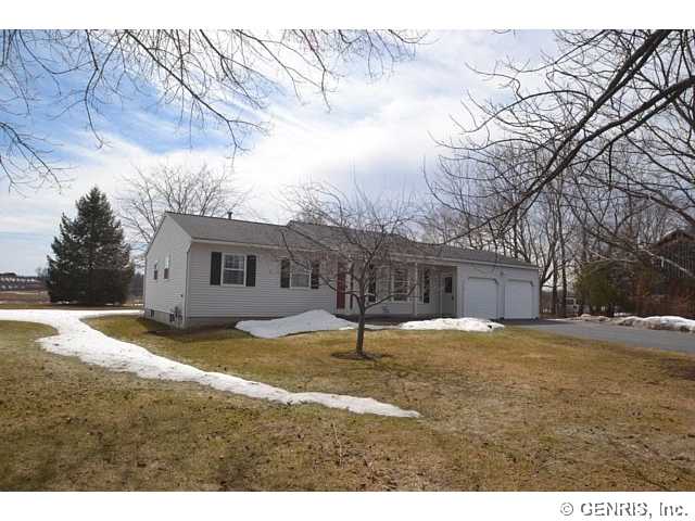 4686 Ridge Road Williamson, NY 14589 - Photo 1 of 1 Exterior Front