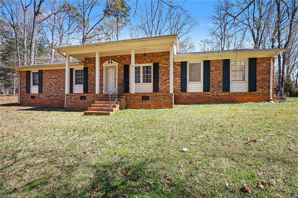 755 Branchwater Road Asheboro, NC 27205 - Photo 2 of 26