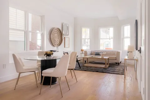 $699,900 | 231 Everett Street, Unit 101, Boston, MA 02128