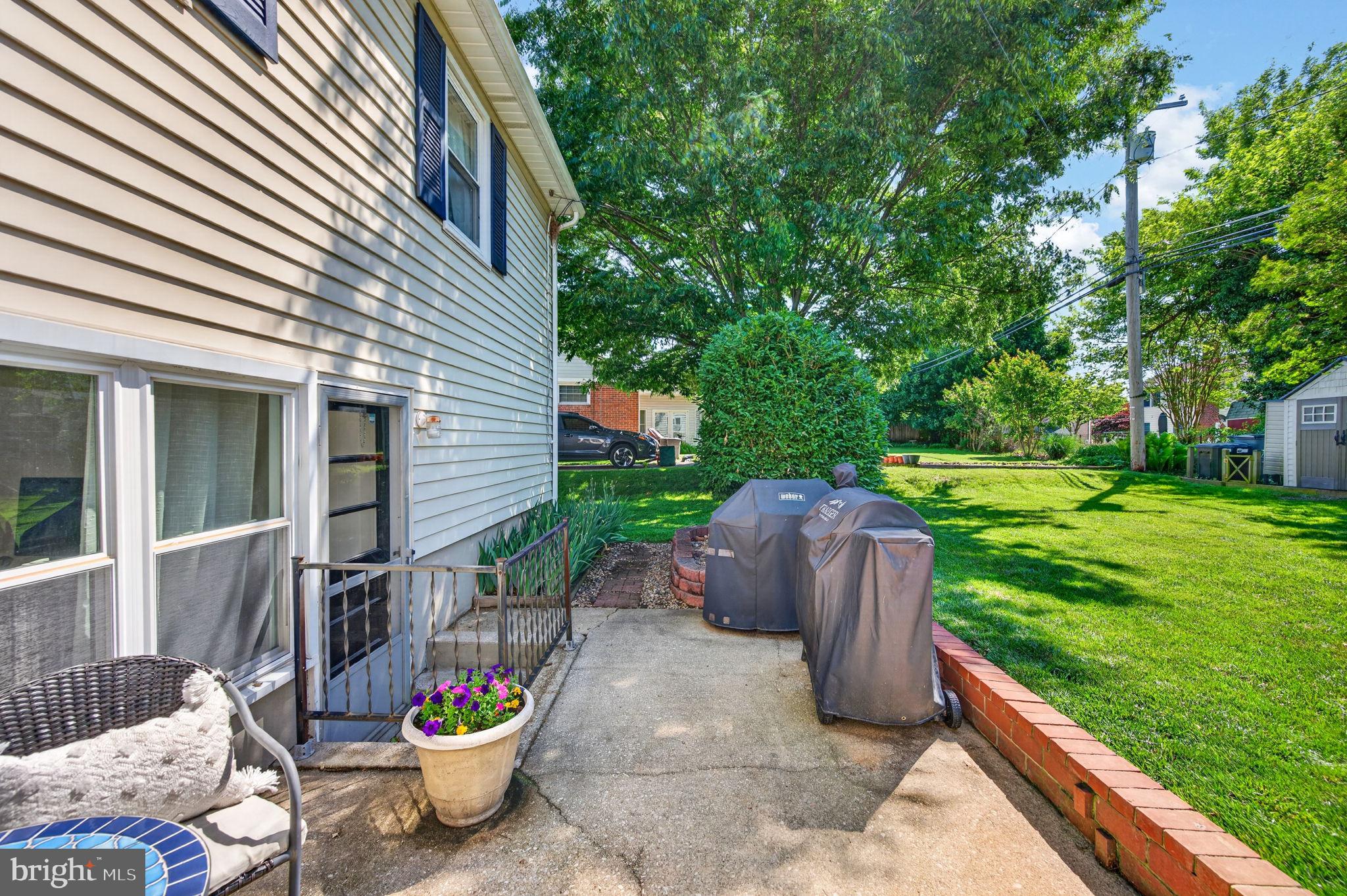 9 Haddington Road Lutherville-Timonium, MD 21093 - Photo 45 of 55 Grilling Station