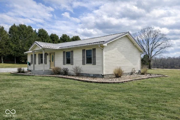 $270,000 | 739 East 125 South, Williamsport, IN 47993