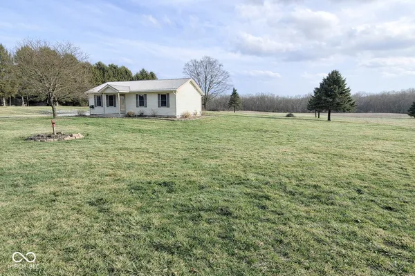 $270,000 | 739 East 125 South, Williamsport, IN 47993