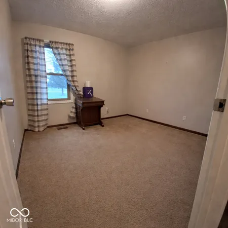 $270,000 | 739 East 125 South, Williamsport, IN 47993