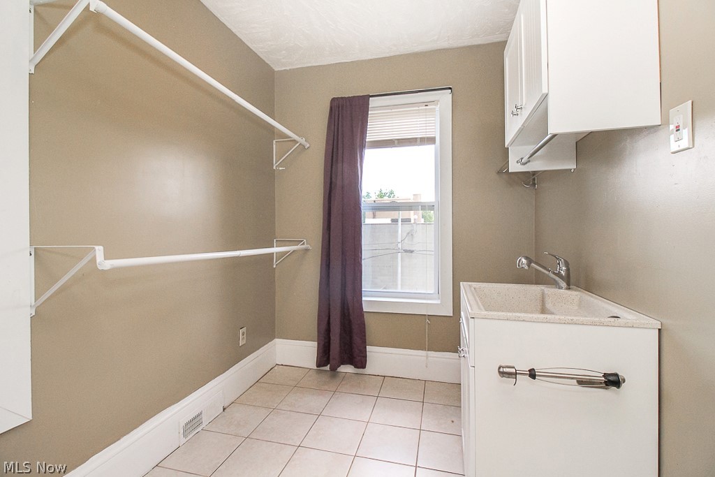 863 Berwin Street Akron, OH 44310 - Photo 13 of 30