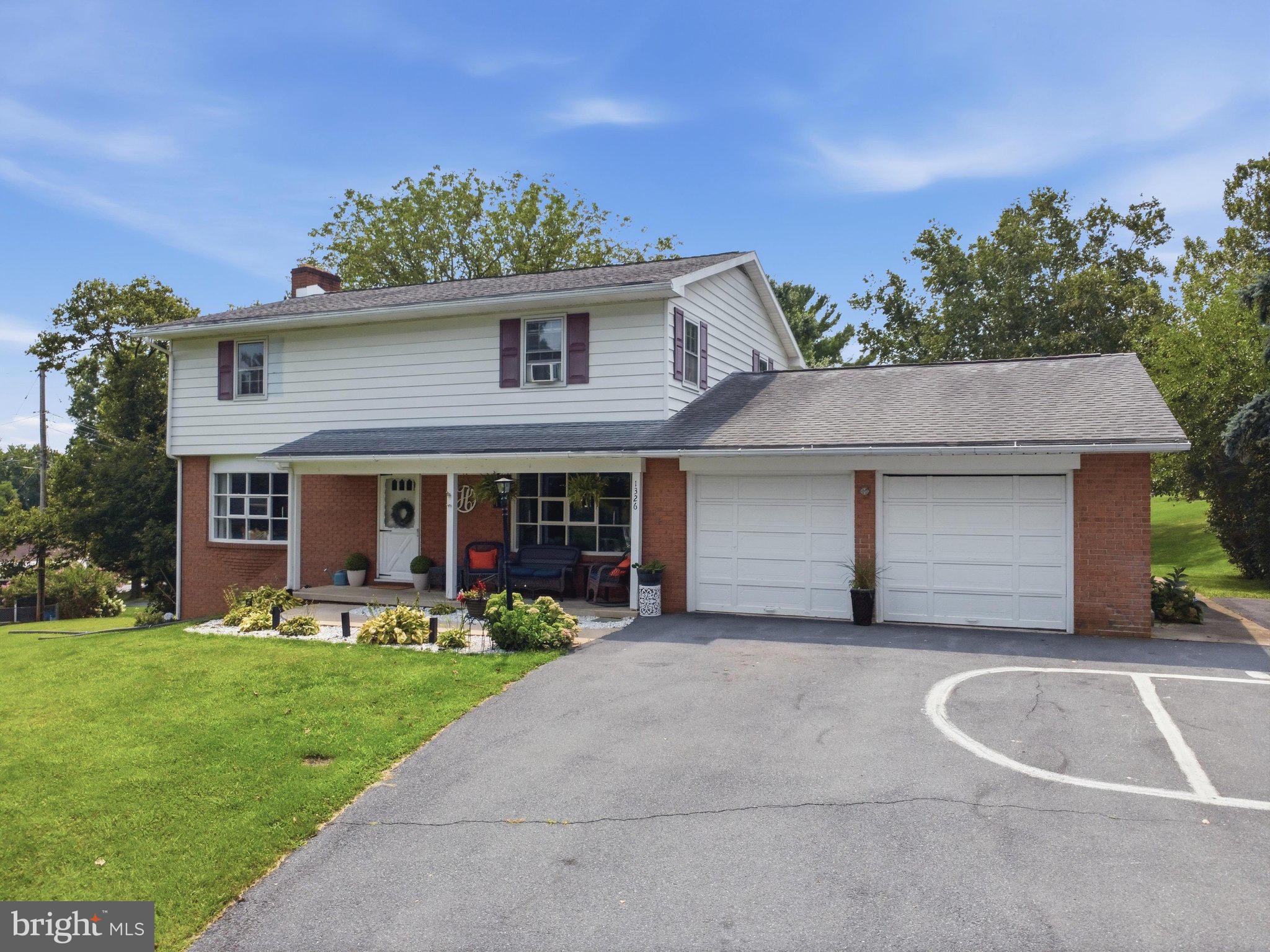 1326 Hillendale Road Chambersburg, PA 17202 - Photo 3 of 41 Gallery Image 3