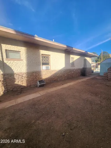 $199,900 | 1228 East 9th Street, Douglas, AZ 85607