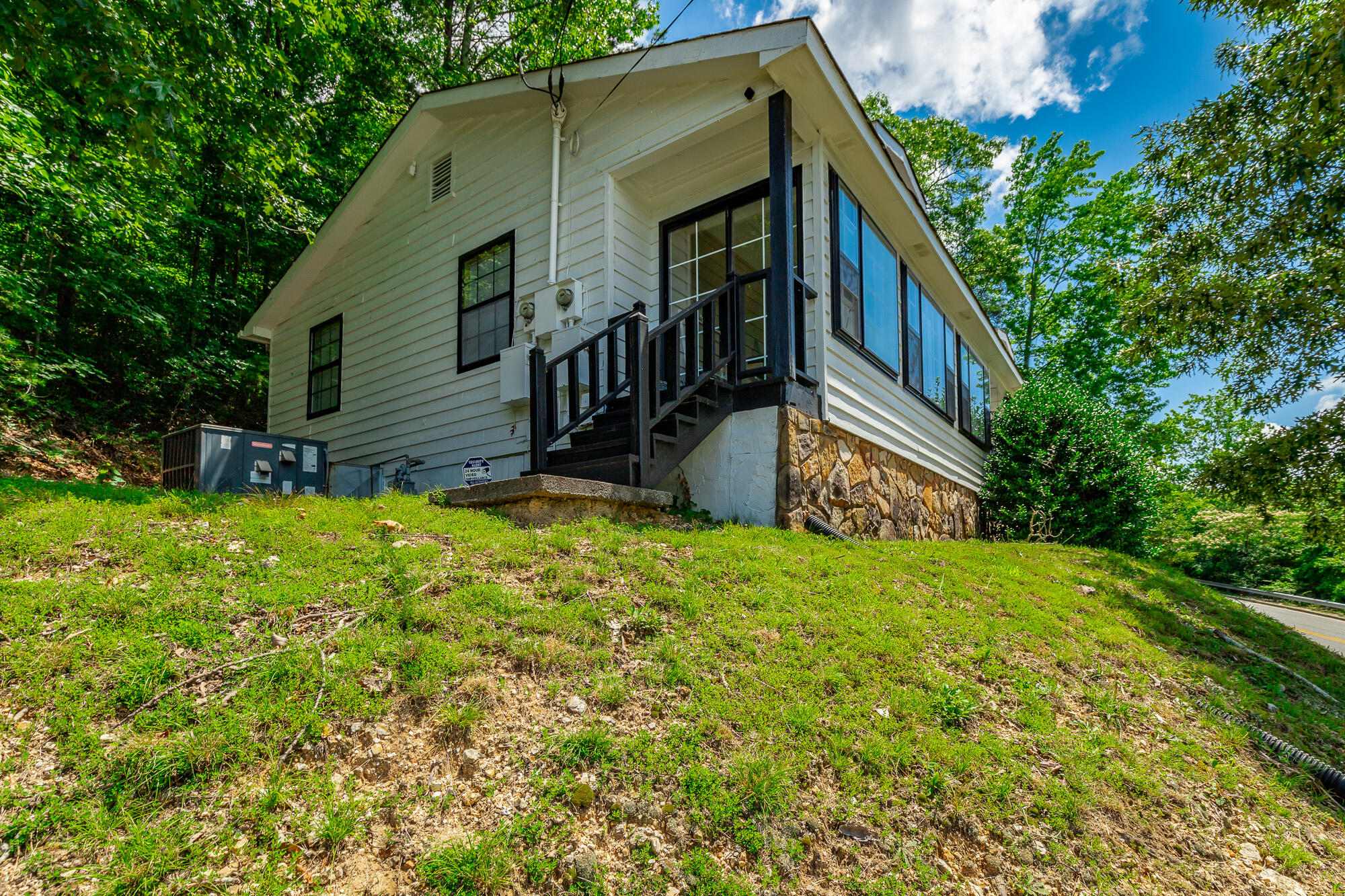 1360 Highland Road Chattanooga, TN 37415 - Photo 33 of 52 Back Exit