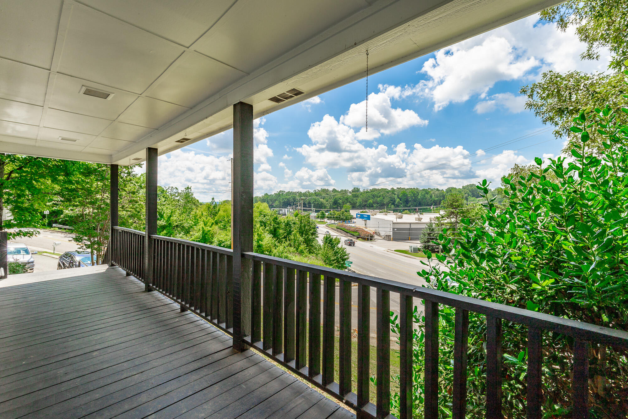 1360 Highland Road Chattanooga, TN 37415 - Photo 6 of 52 Porch