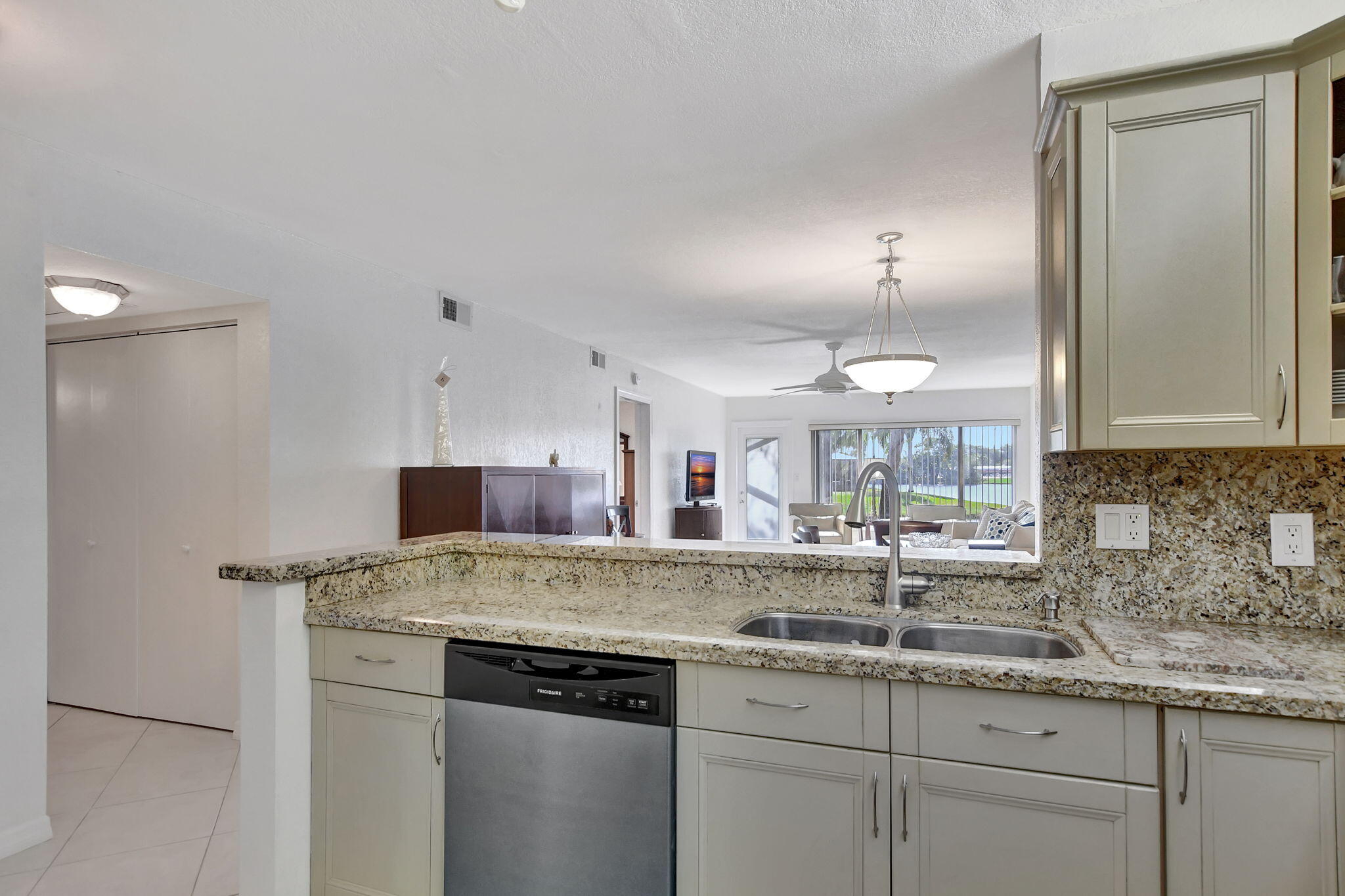 9214 Flynn Circle, Unit 6 Boca Raton, FL 33496 - Photo 7 of 36 Updated Open Kitchen