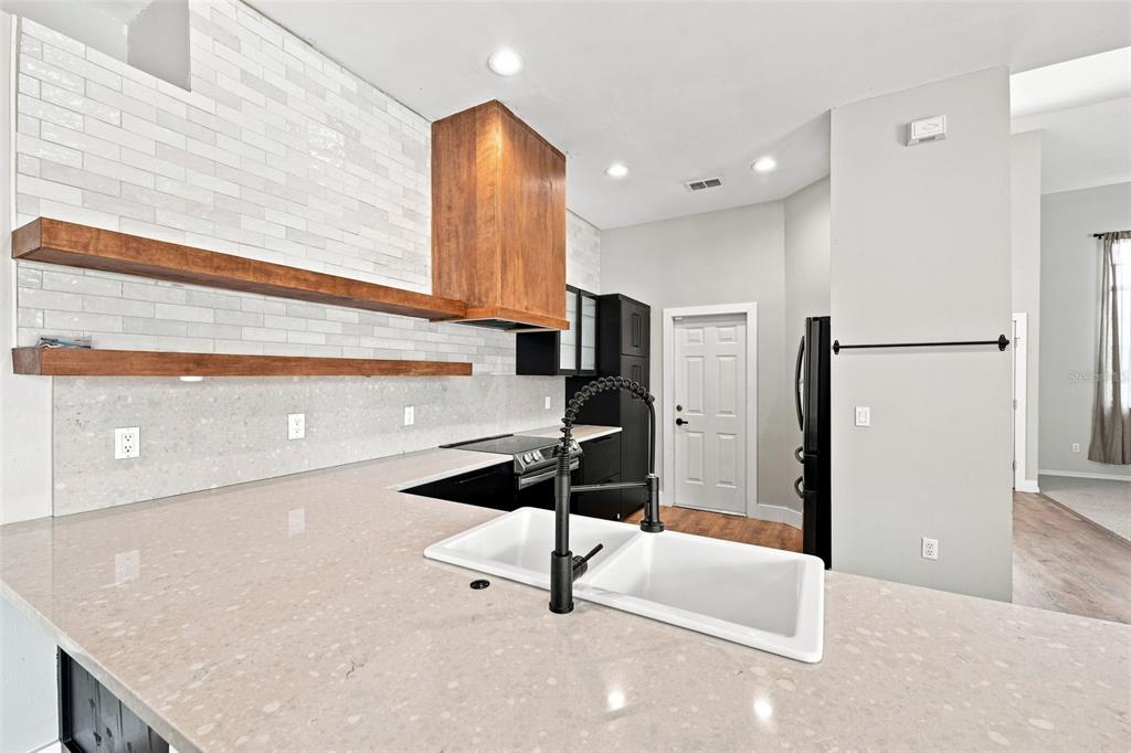 7258 Aloe Drive Spring Hill, FL 34607 - Photo 13 of 57 Gallery Image 13