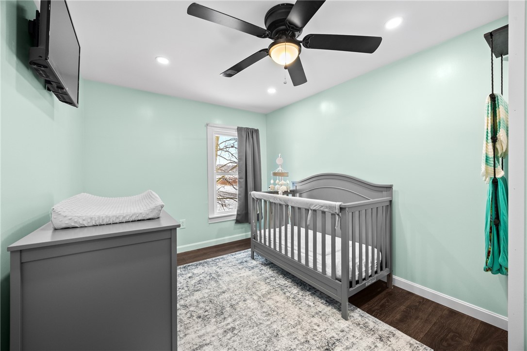 8657 Travell Road Lyons, NY 14489 - Photo 30 of 47 Bedroom #3