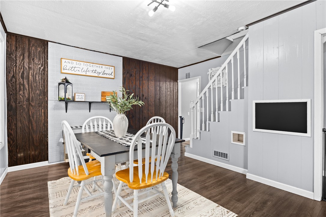 8657 Travell Road Lyons, NY 14489 - Photo 8 of 47