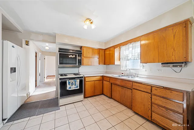 $179,900 | 15056 Wabash Avenue, South Holland, IL 60473