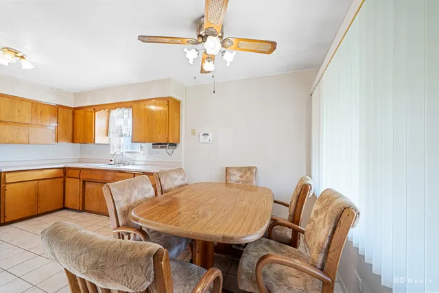 $179,900 | 15056 Wabash Avenue, South Holland, IL 60473