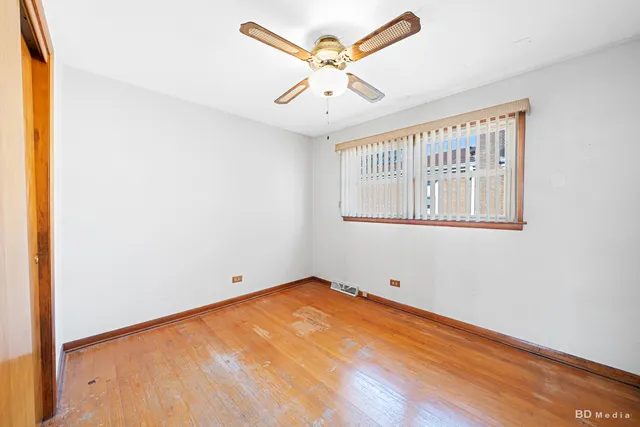 $179,900 | 15056 Wabash Avenue, South Holland, IL 60473