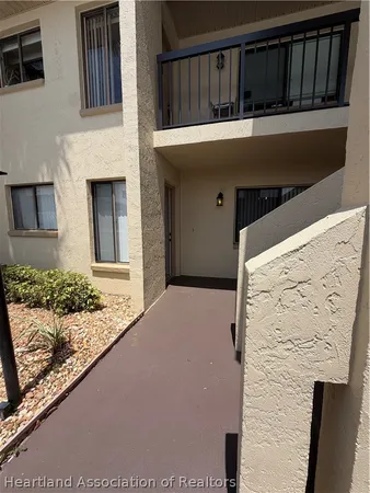 $258,500 | 551 South Brevard Avenue, Unit 305, Cocoa Beach, FL 32931