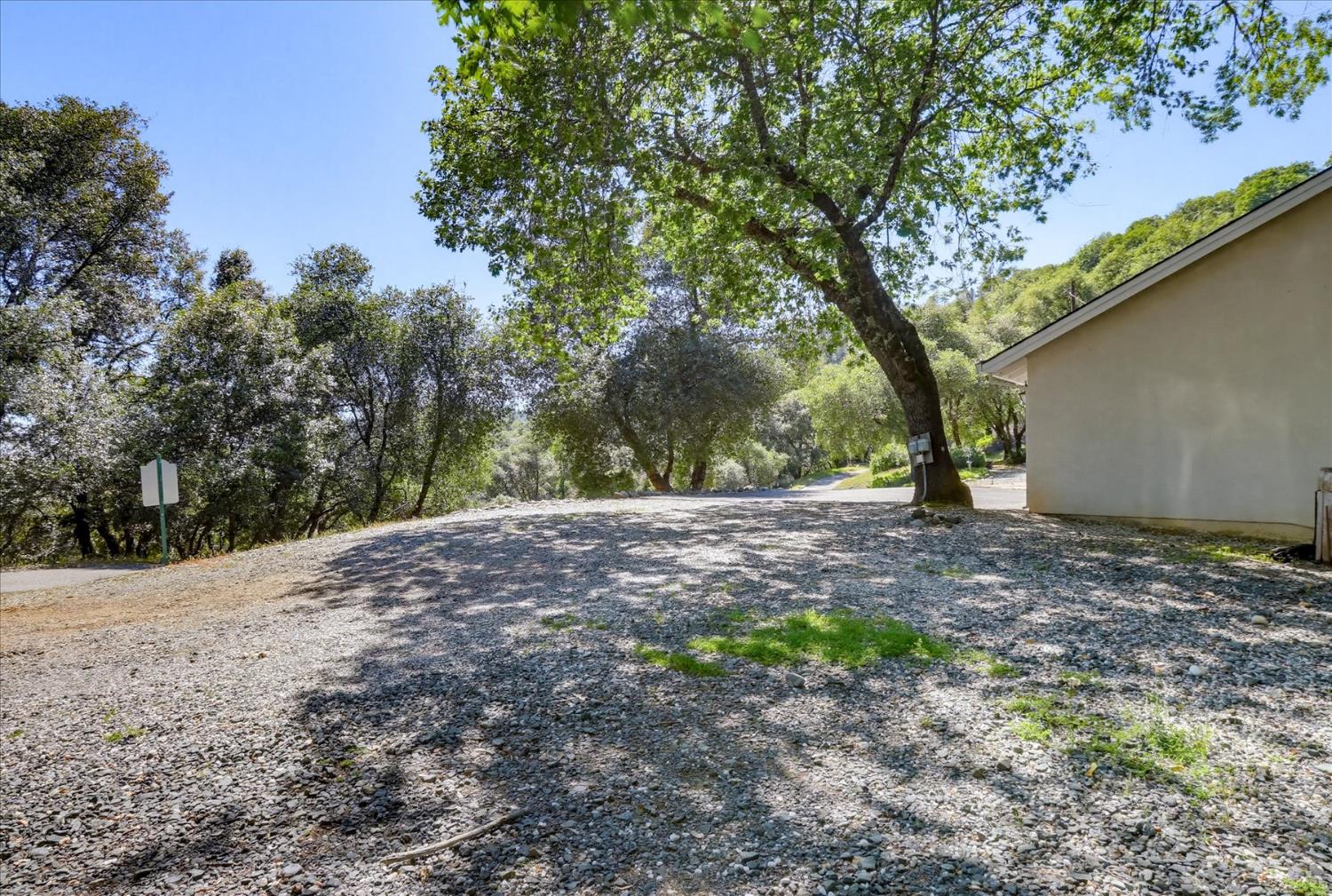 18639 Fay Ridge Court Grass Valley, CA 95949 - Photo 83 of 99 a view of outdoor space and yard