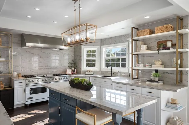 $4,895,000 | 5 Hillsborough, Newport Beach, CA 92660