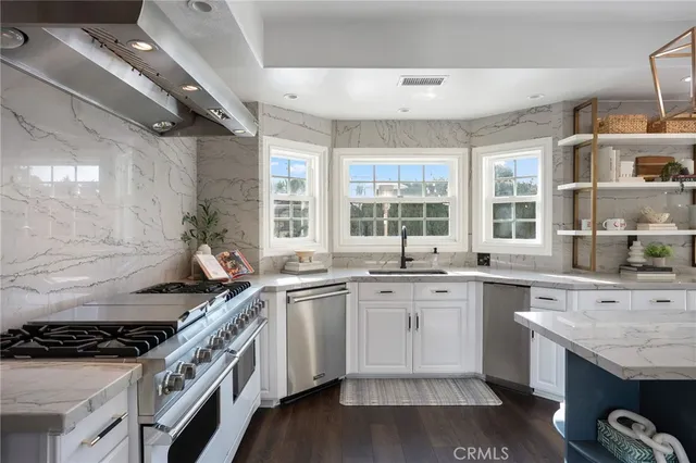 $4,895,000 | 5 Hillsborough, Newport Beach, CA 92660