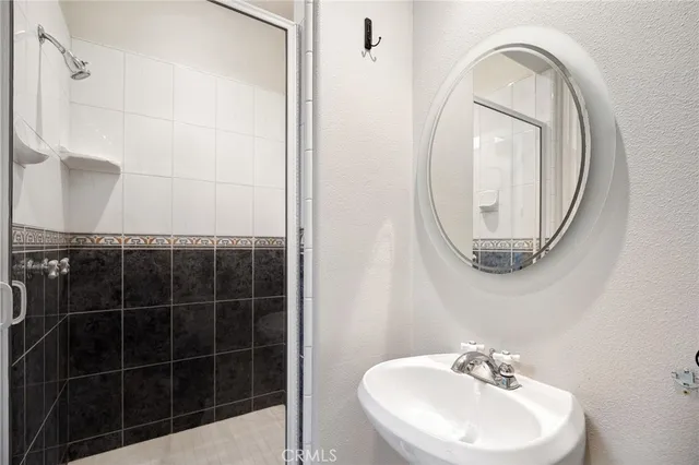 $4,895,000 | 5 Hillsborough, Newport Beach, CA 92660