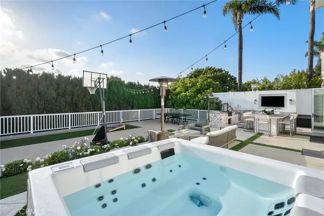 $4,895,000 | 5 Hillsborough, Newport Beach, CA 92660