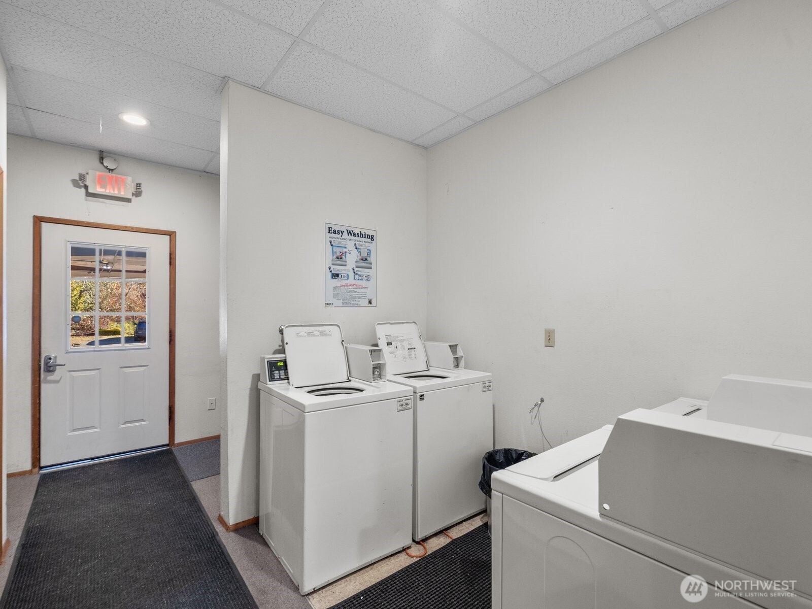 6325 Evergreen Way Everett, WA 98203 - Photo 19 of 38