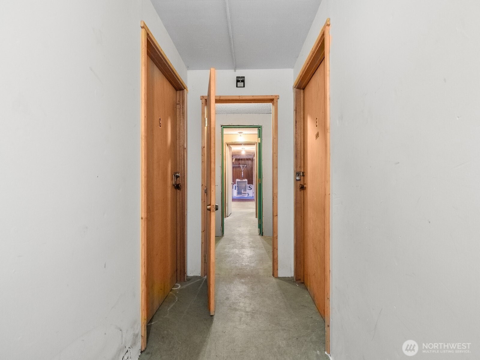 6325 Evergreen Way Everett, WA 98203 - Photo 22 of 38