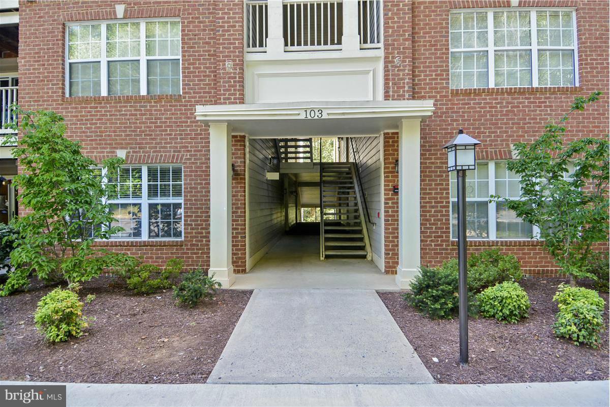 103 Timberbrook Lane, Unit 101 Gaithersburg, MD 20878 - Photo 2 of 27 Exterior (Front)