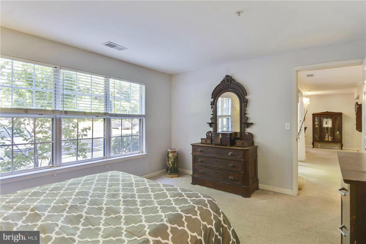 103 Timberbrook Lane, Unit 101 Gaithersburg, MD 20878 - Photo 13 of 27 Bedroom (Master)