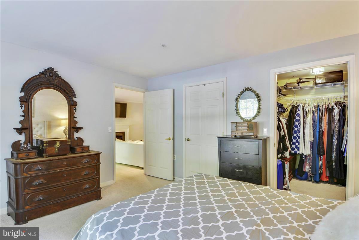 103 Timberbrook Lane, Unit 101 Gaithersburg, MD 20878 - Photo 14 of 27 Bedroom (Master)